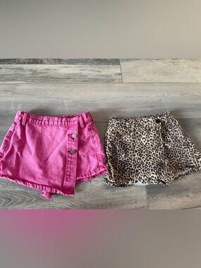 Hot Pink Denim Shorts & Leopard Print Cotton Shorts - Two-Piece Set